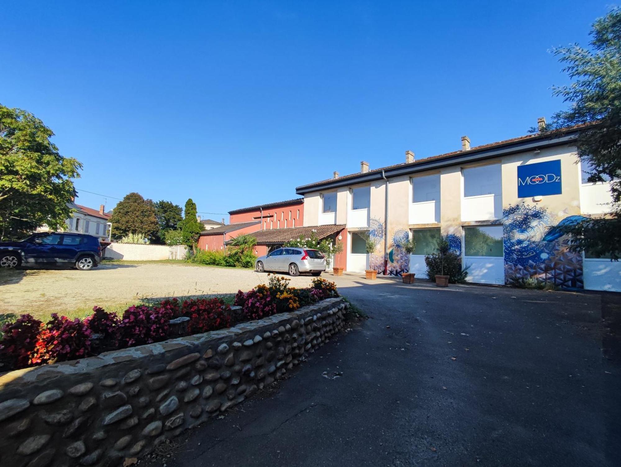 Moodz Hotel Vienne Pont-Eveque Exterior foto