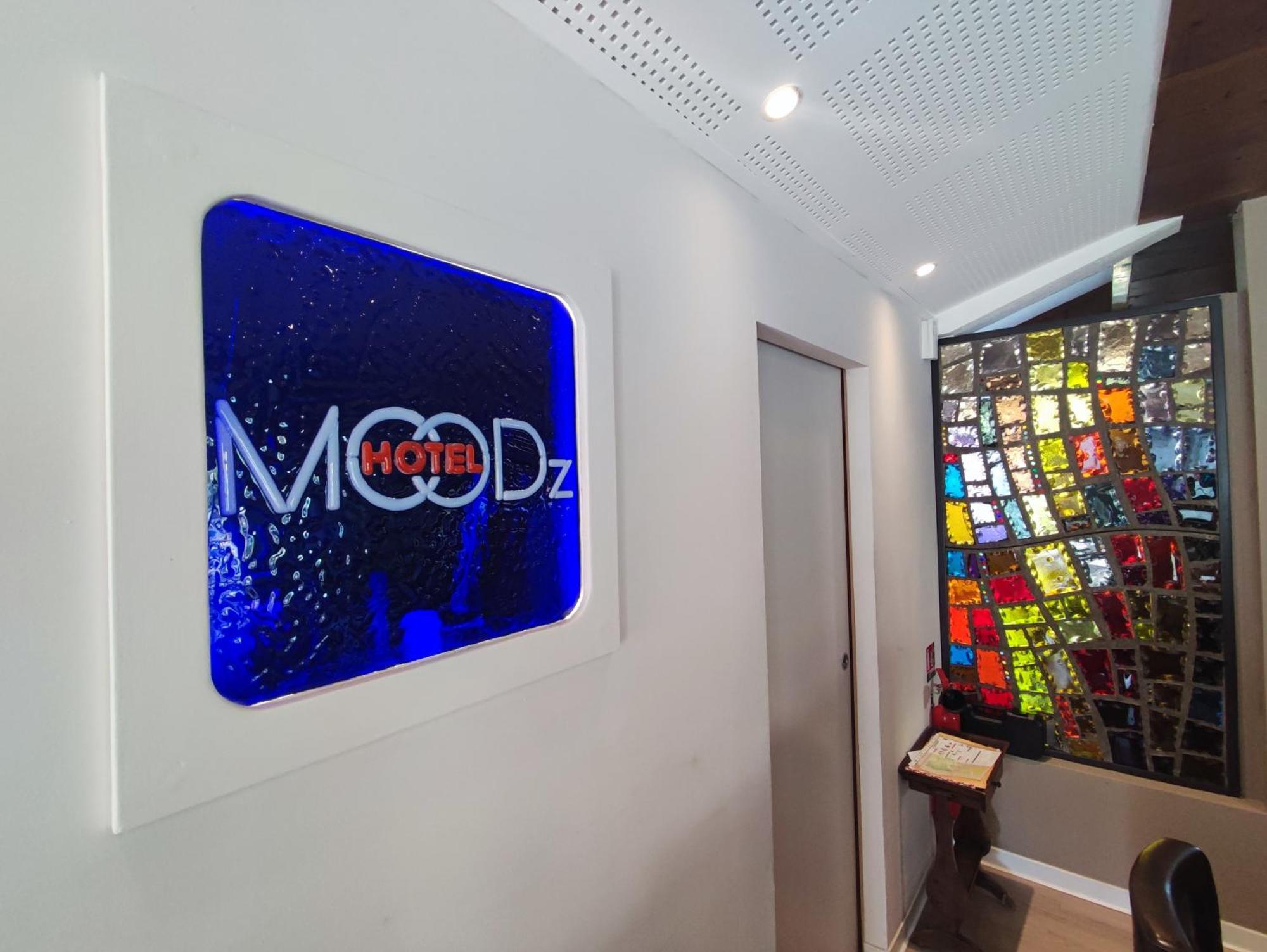 Moodz Hotel Vienne Pont-Eveque Exterior foto